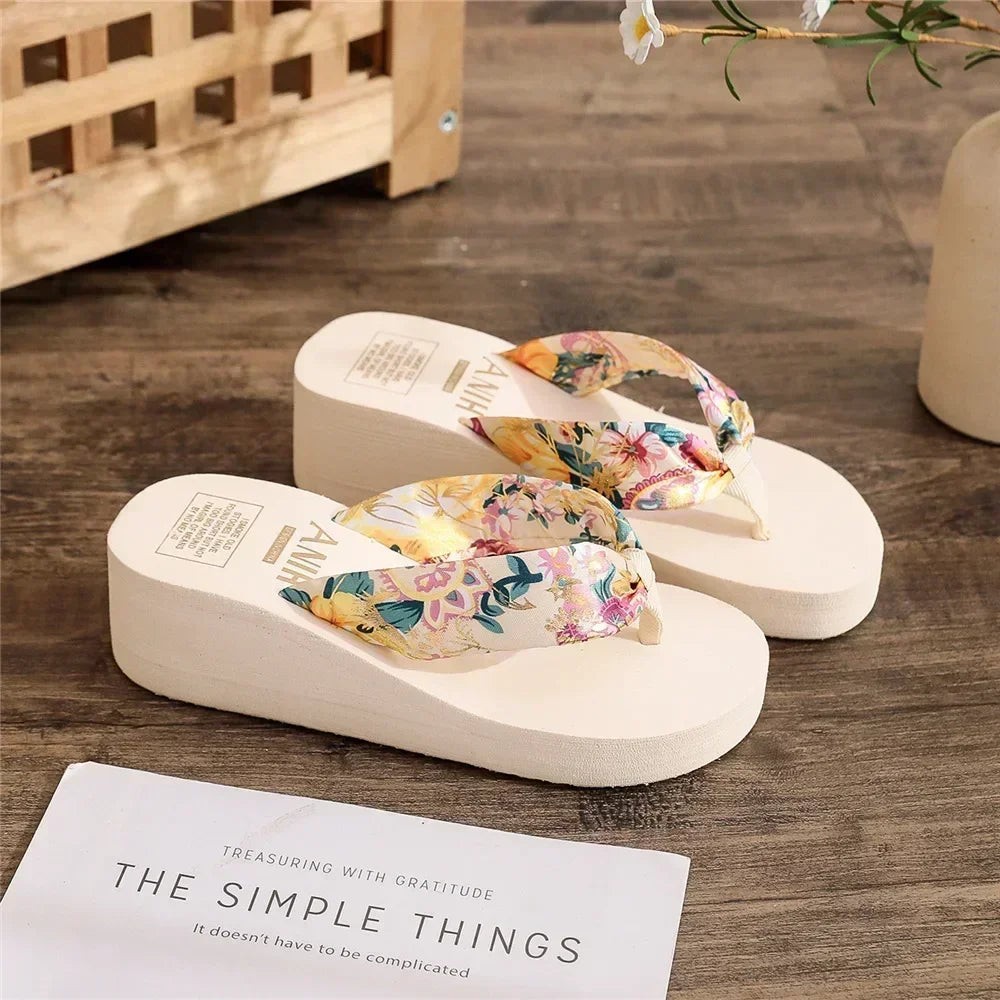 pantofole donna con rialzo