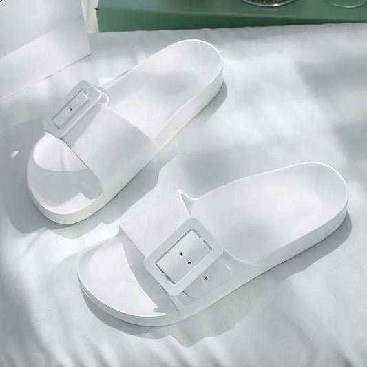 pantofole eleganti bianche da donna per l'estate