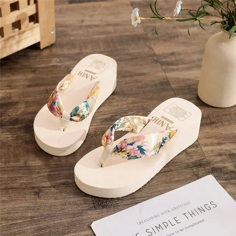 pantofole donna con rialzo