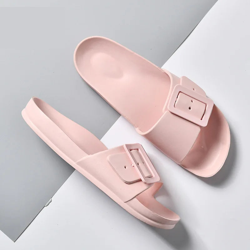 pantofole eleganti bianche da donna per l'estate