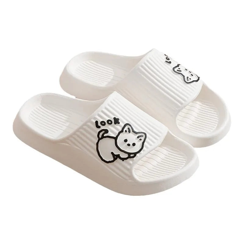 pantofole piscina gatto