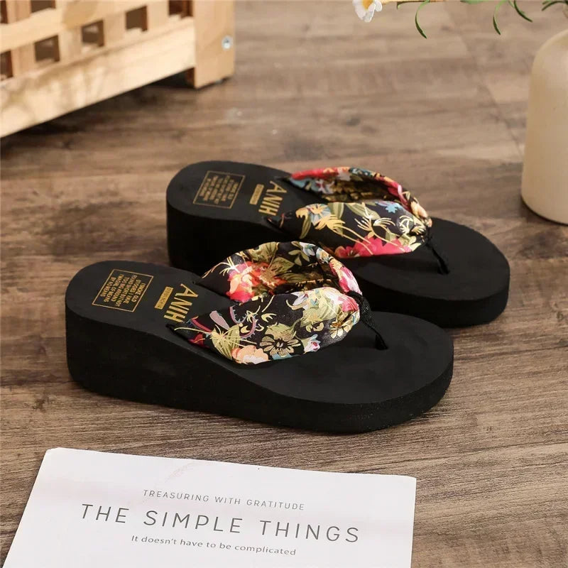 pantofole donna con rialzo